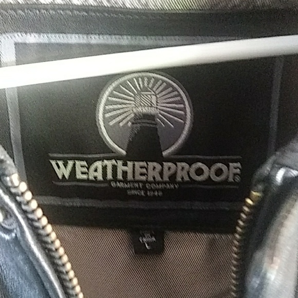 Weather proof jacket - Picture 2 of 5